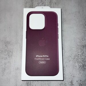 Apple - iPhone 15 Pro FineWoven Case with MagSafe - Mulberry